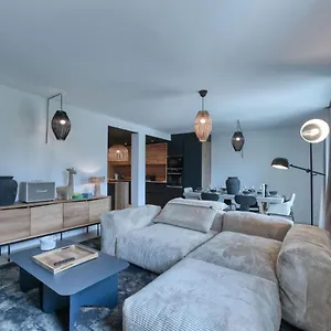 Appartement Immobilier De Montagne - La Collection - L'affiche, Saint-Gervais-les-Bains